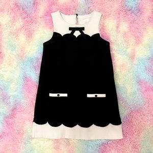 Dress w/ Scallop Details and Front Pockets